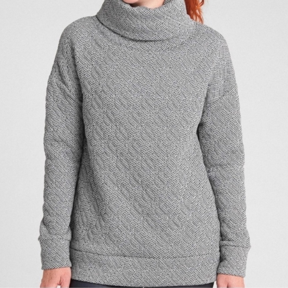 Gap Fit Quilted Cowl Neck Jaquard pullover M